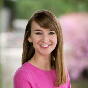 Elizabeth Washburn headshot